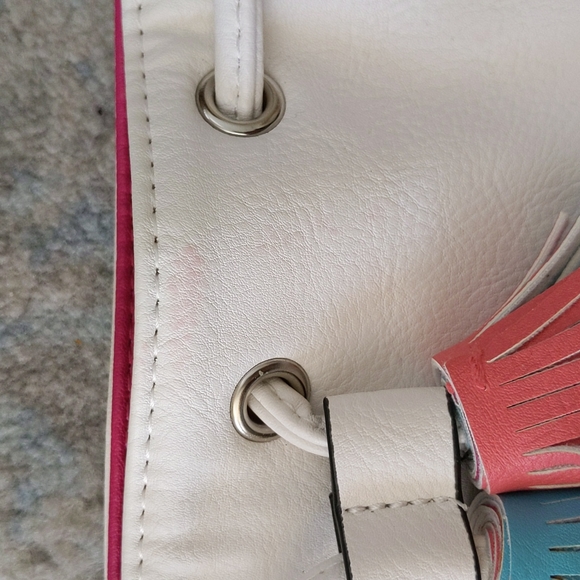 Candie's Faux Leather Tassel Lined Shoulder Bag Pocketbook - Picture 3 of 16